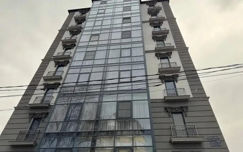 Евро двух комнатная квартира в центре — фото 1