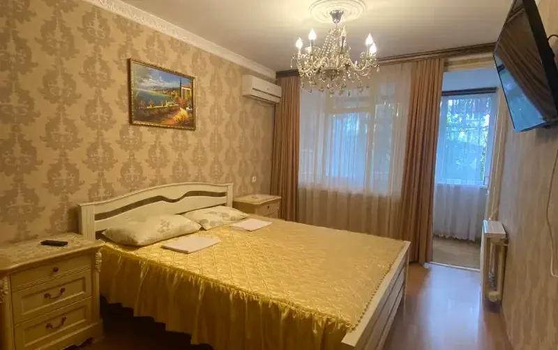 Двухкомнатная квартира с двумя жилыми лоджиями — фото 1