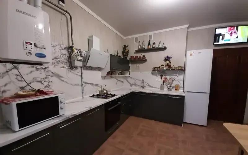 Квартира рядом с аквапарком «Золотая бухта» — фото 1