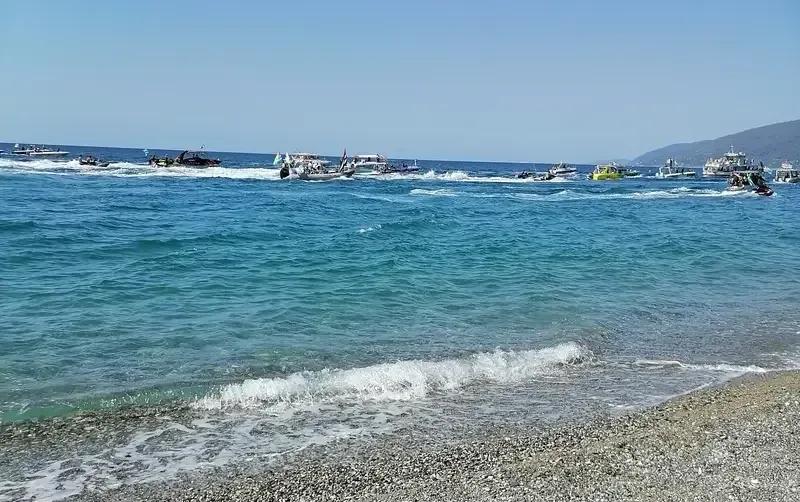 Большая квартира у моря