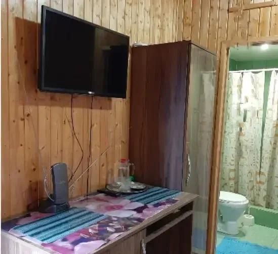 Номер на берегу моря