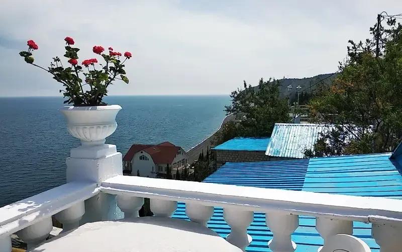 Коттеджи над морем — фото 4