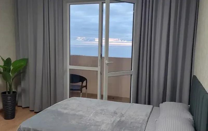 Студия с видом на море