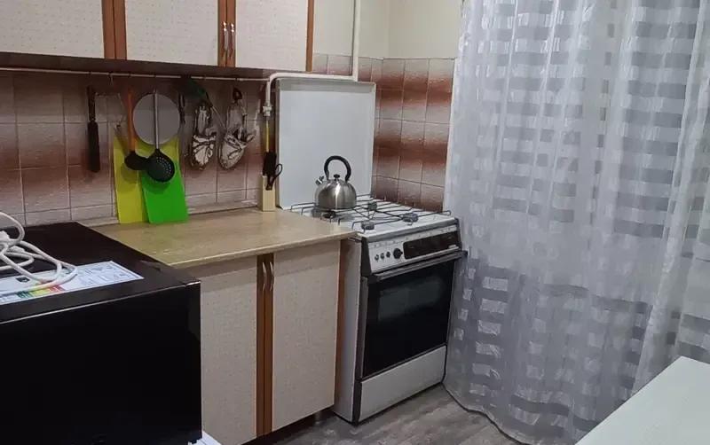 Полуторная в центре