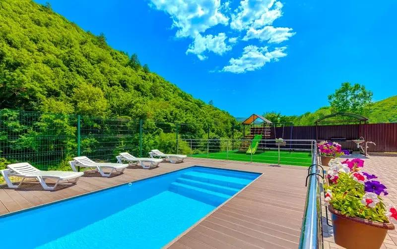 Вилла у реки в Прасковеевке — фото 1