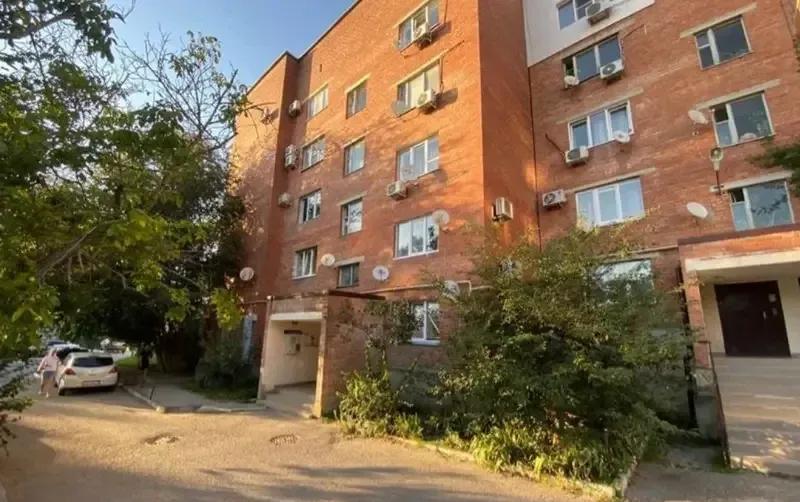 Трёхкомнатная квартира на Короленко