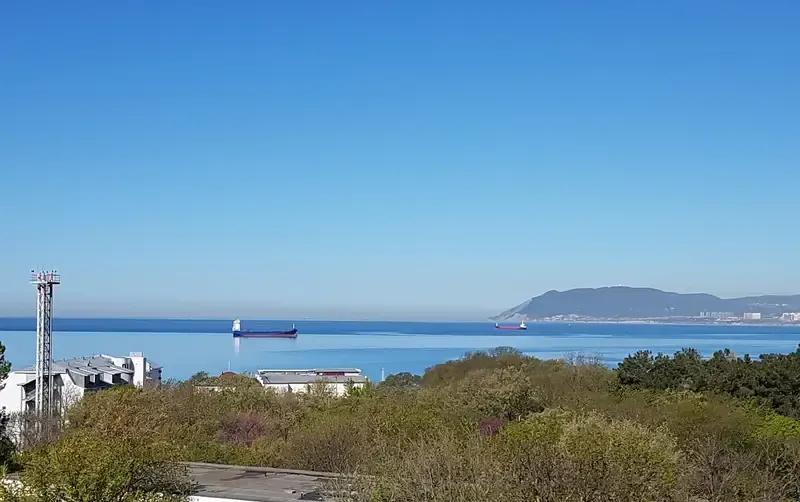 Квартира с видом на море
