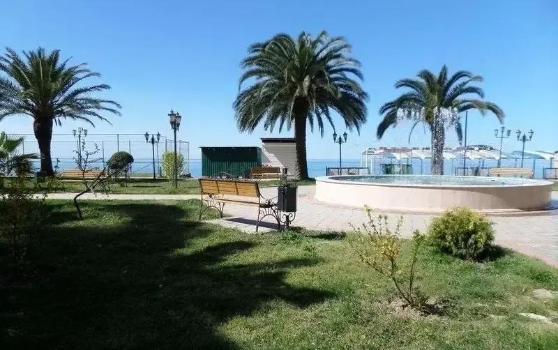 Частный дом с видом на море — фото 3
